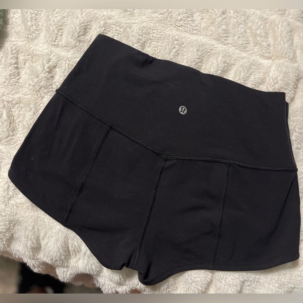 Lululemon size 4 shorts